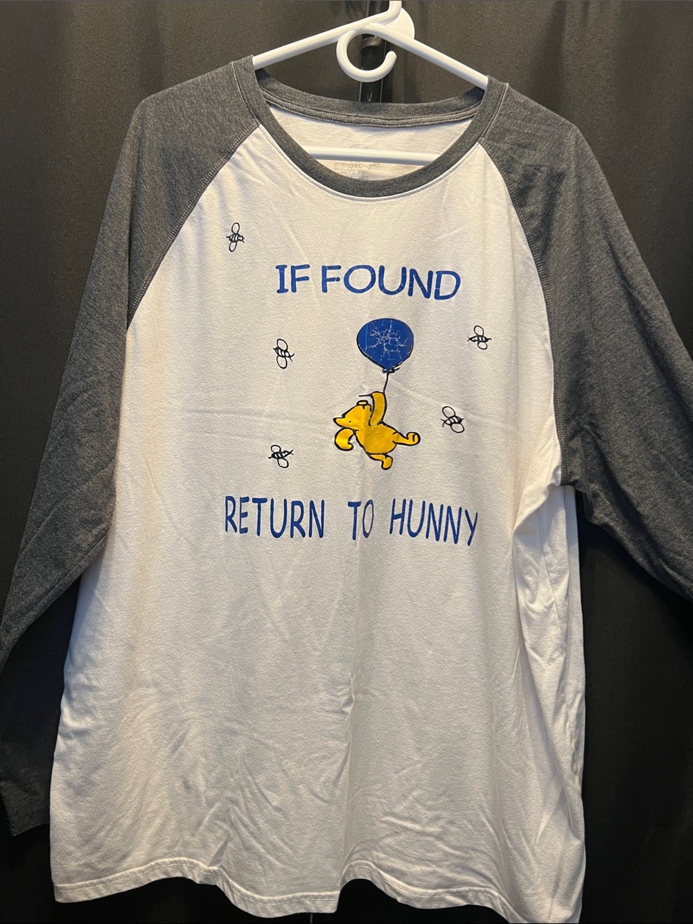 Pooh “If Found Return to Hunny' Raglan Shirt - White & Gray